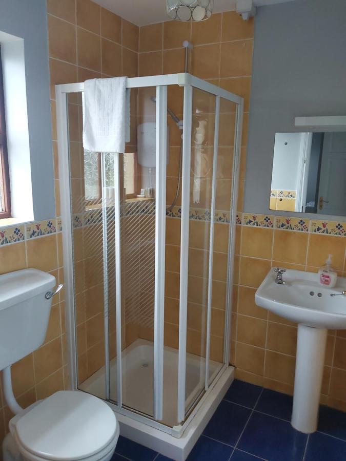 Holiday home Mary Deeneys Self Catering Cottages, Ture, Muff By Wild Atlantic Wanderer
