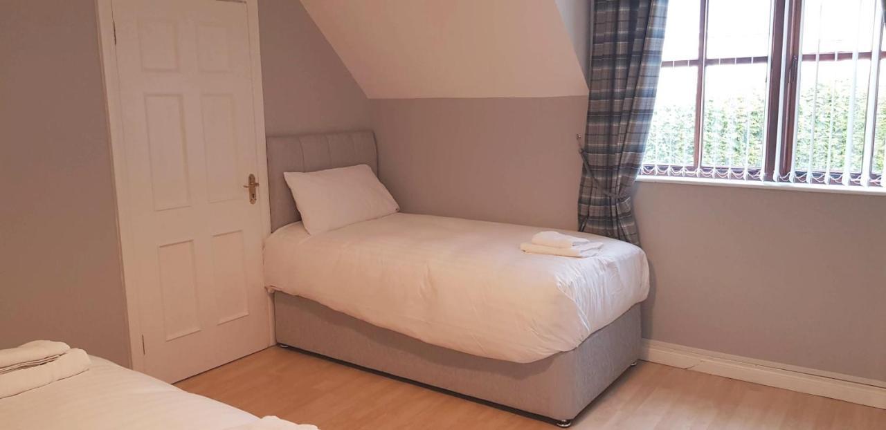 Mary Deeneys Self Catering Cottages, Ture, Muff By Wild Atlantic Wanderer *