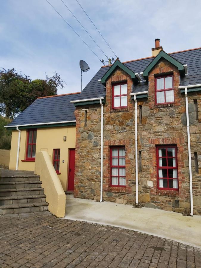 Holiday home Mary Deeneys Self Catering Cottages, Ture, Muff By Wild Atlantic Wanderer *